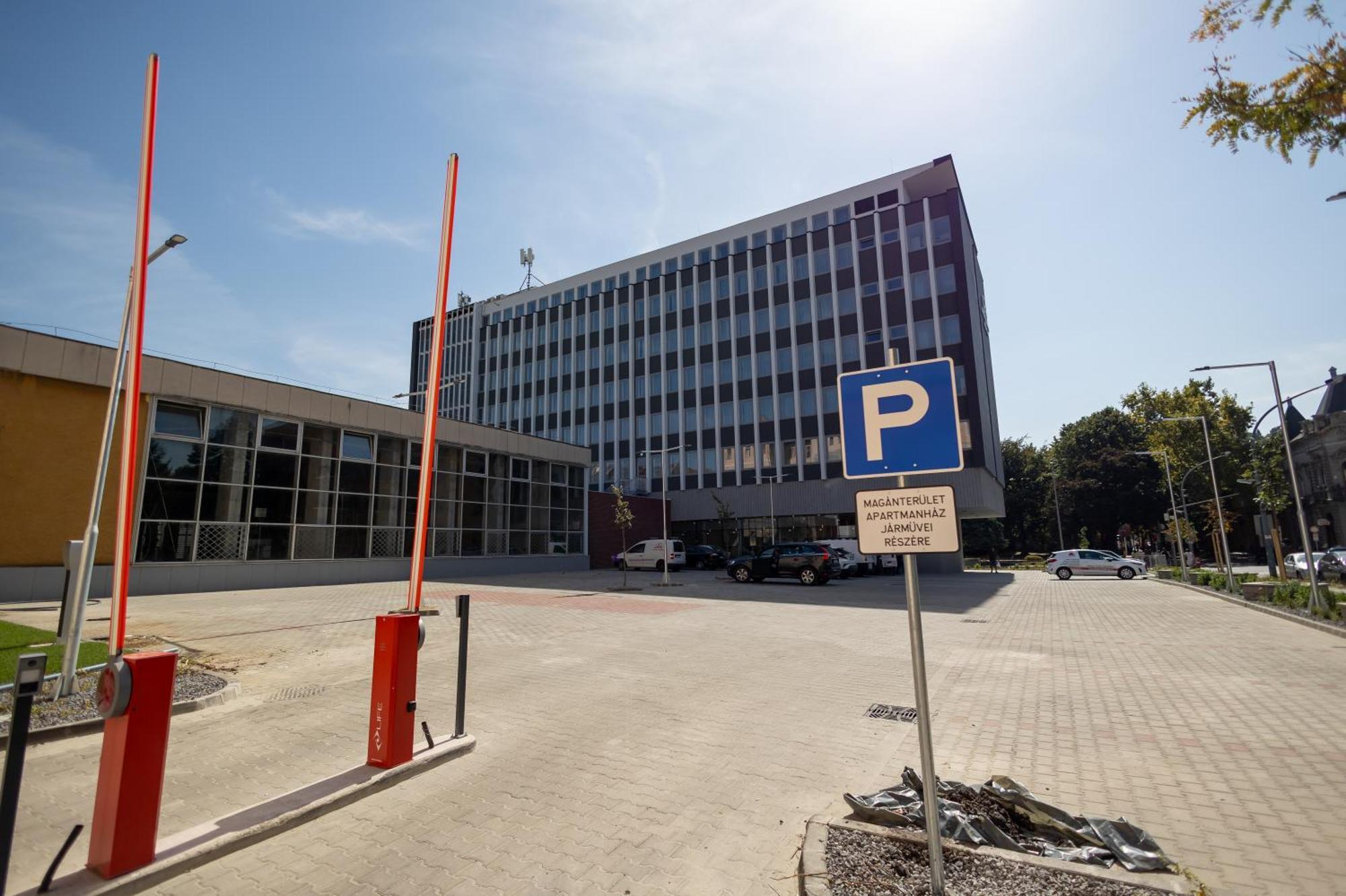 Central Residence Apartmanok Miskolc Exterior foto